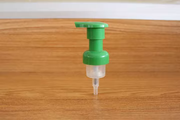 Pompa per lozione con pompa spruzzatrice in oro e plastica per imballaggio cosmetico